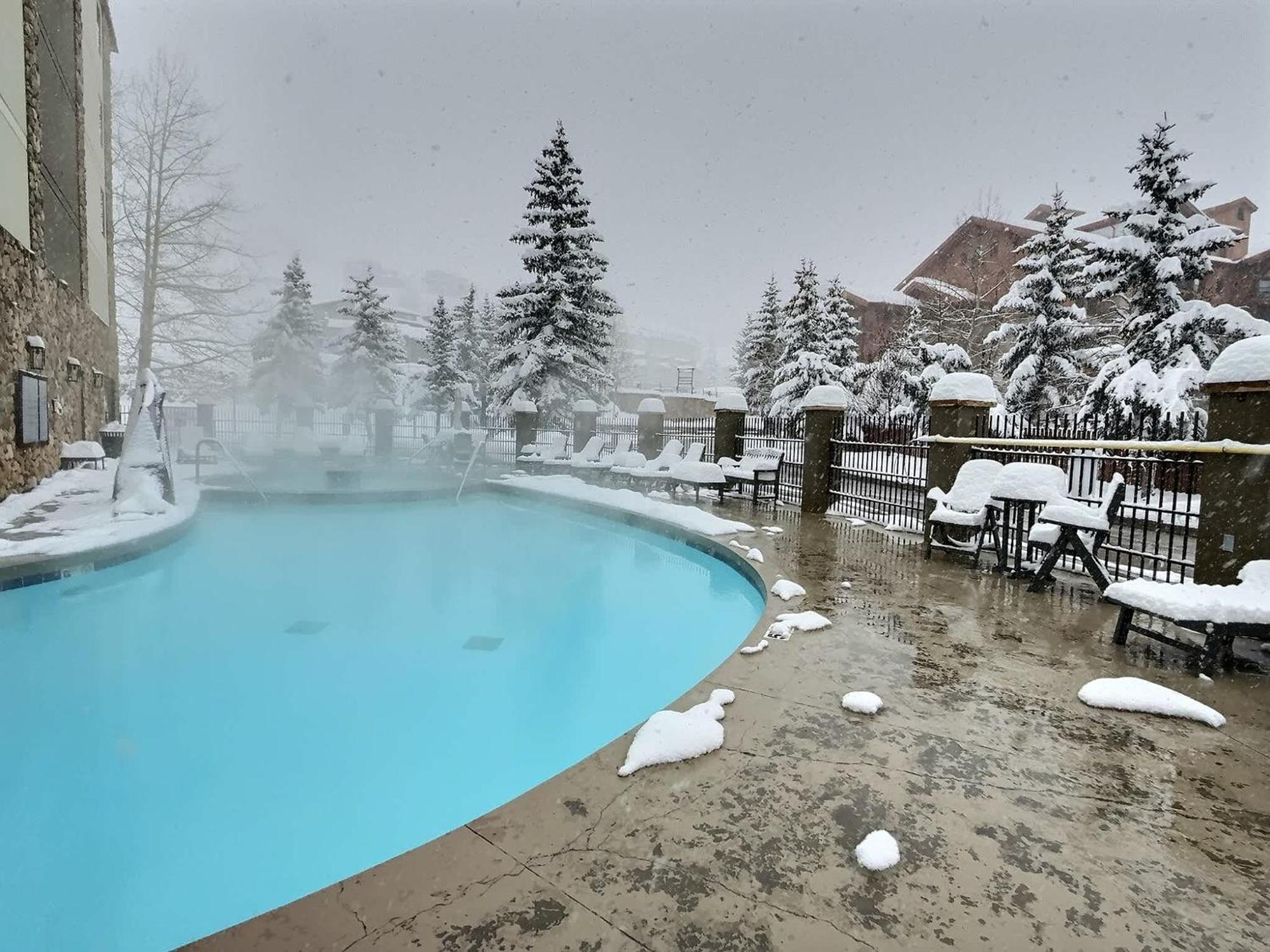 Studio 565 Perfect Location With Pool And Hot Tub Crested Butte Ngoại thất bức ảnh